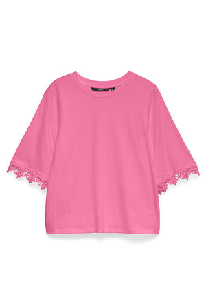 Front image of the Lyla ss oneck top in pink, by brand Vero moda