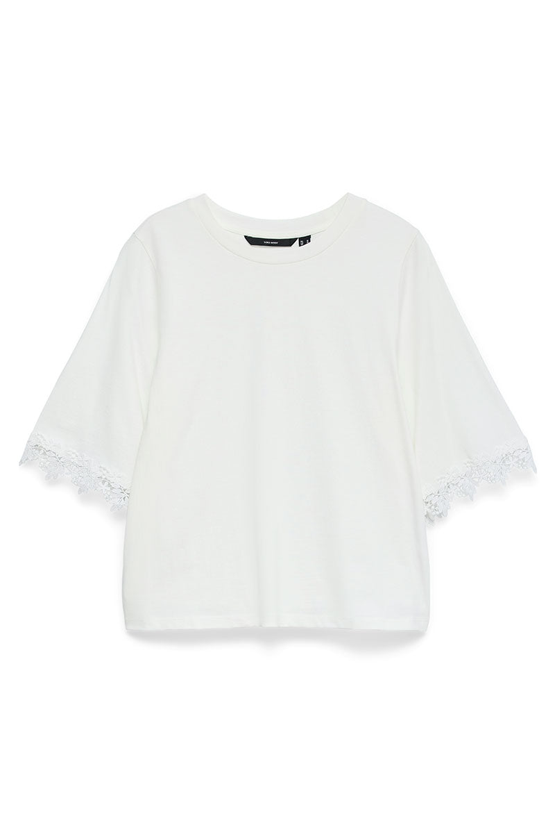 Front image of Lyla ss oneck top in white, by brand Vero moda