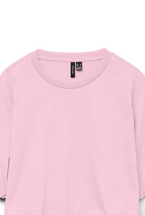 Detail image of the Aya penny ss cropped top in pink, by brand Vero moda