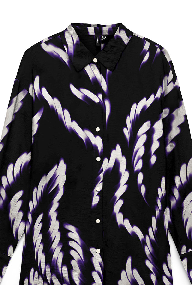 Front detail image of Joss maya ls shirt in black, by brand Vero moda