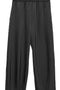 Front detailed image of the Miro mw balloon pant in black, by brand Vero moda