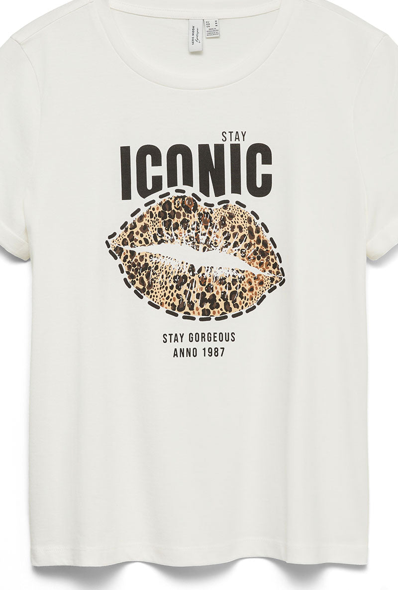 Front detail image of Myra ss oneck tshirt in off white, by brand Vero moda